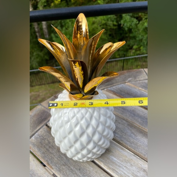 Pineapple Ceramic Figurine Statue White and Gold - Picture 3 of 6